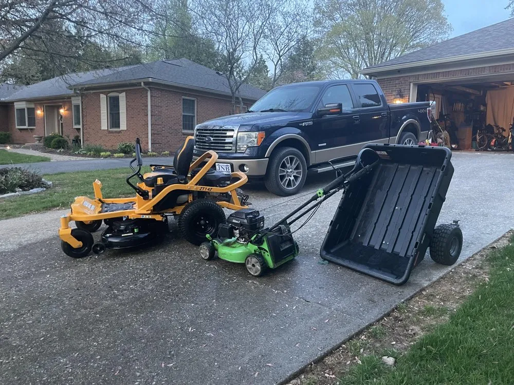 Custom outdoor landscaping for beautiful yards in Lexington-Fayette, KY by Yellow Jacket Lawn Care