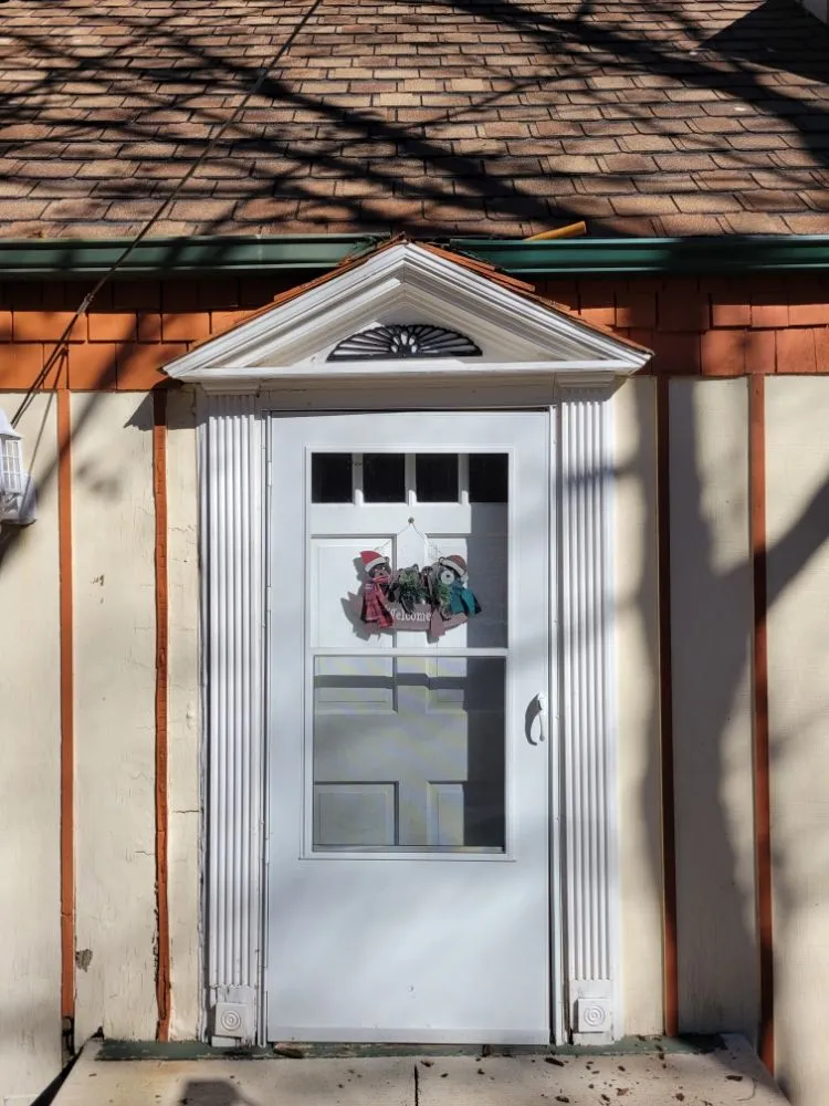 Custom landscaping services for residential properties in Mountain View, MO by Yellow Leaf Landscaping