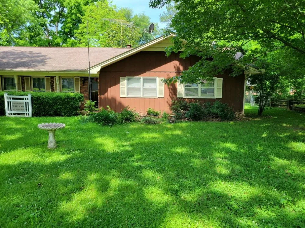 Trusted landscape design near you in Mountain View, MO by Yellow Leaf Landscaping