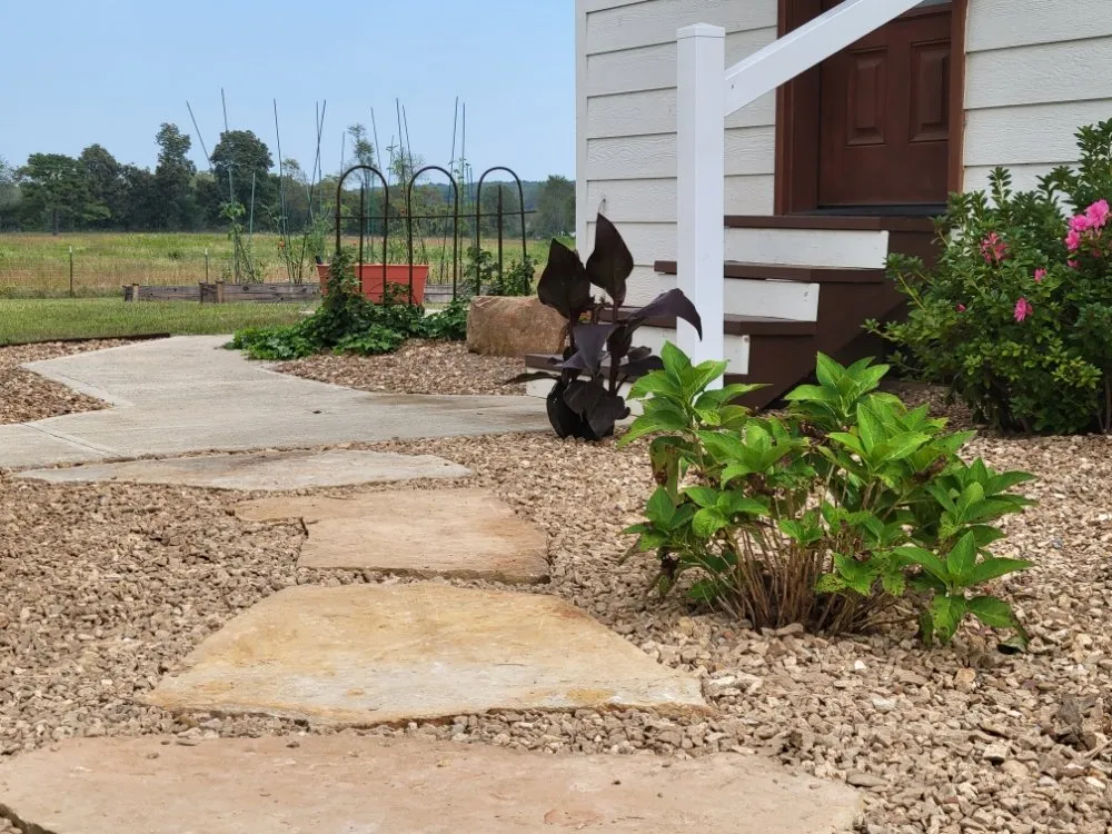 Reliable garden landscaping for year-round maintenance across Mountain View, MO - Yellow Leaf Landscaping
