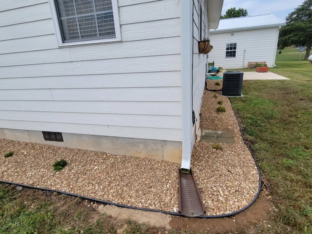 Custom lawn mowing service for residential properties in Mountain View, MO by Yellow Leaf Landscaping