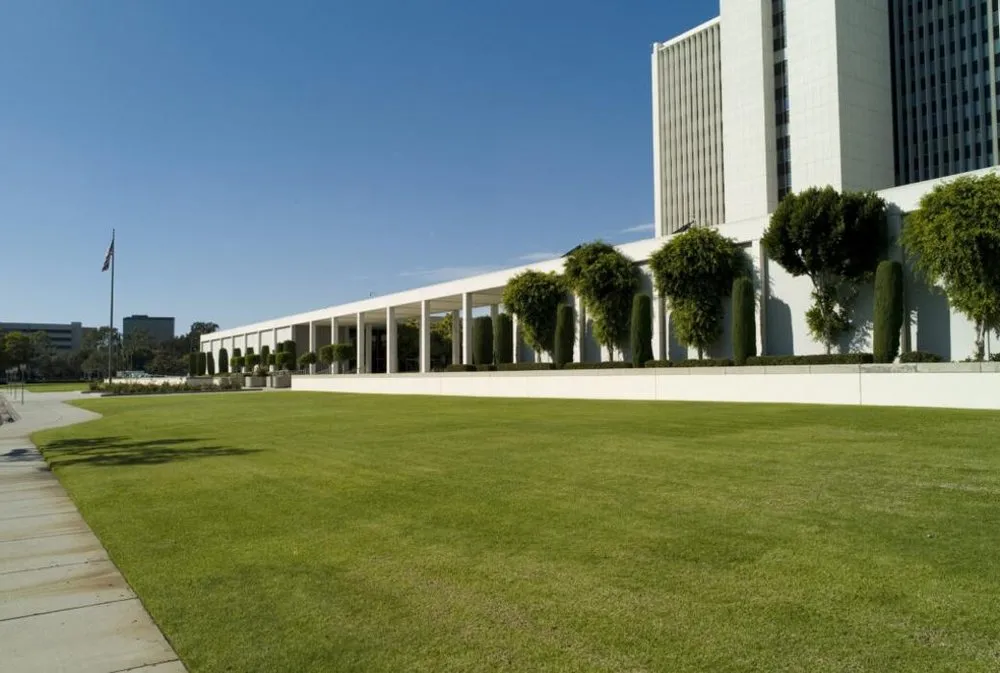 Professional garden landscaping in Carrollton, TX by Yellow Rose Landscape Services