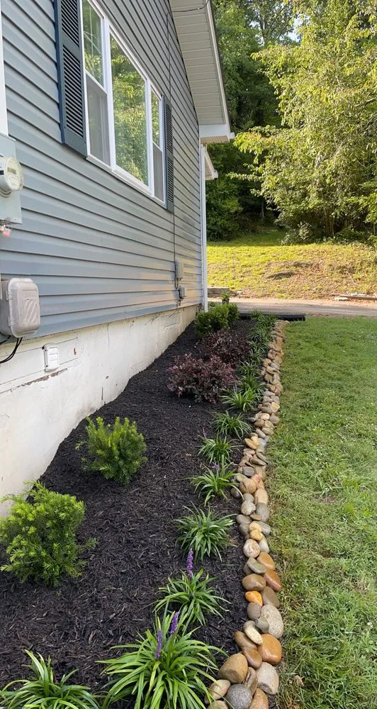 Affordable yard maintenance for beautiful yards in Powell, TN by Yellow Rose Landscaping