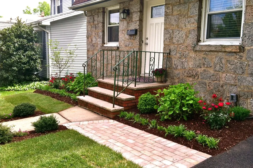 Local landscape installation experts serving Fort Lee, NJ - Yellow Wagon Landscaping