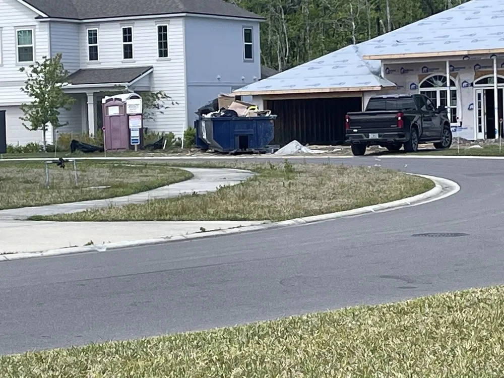 Professional yard cleanup service in Bradenton, FL - Yellowstone Landscape