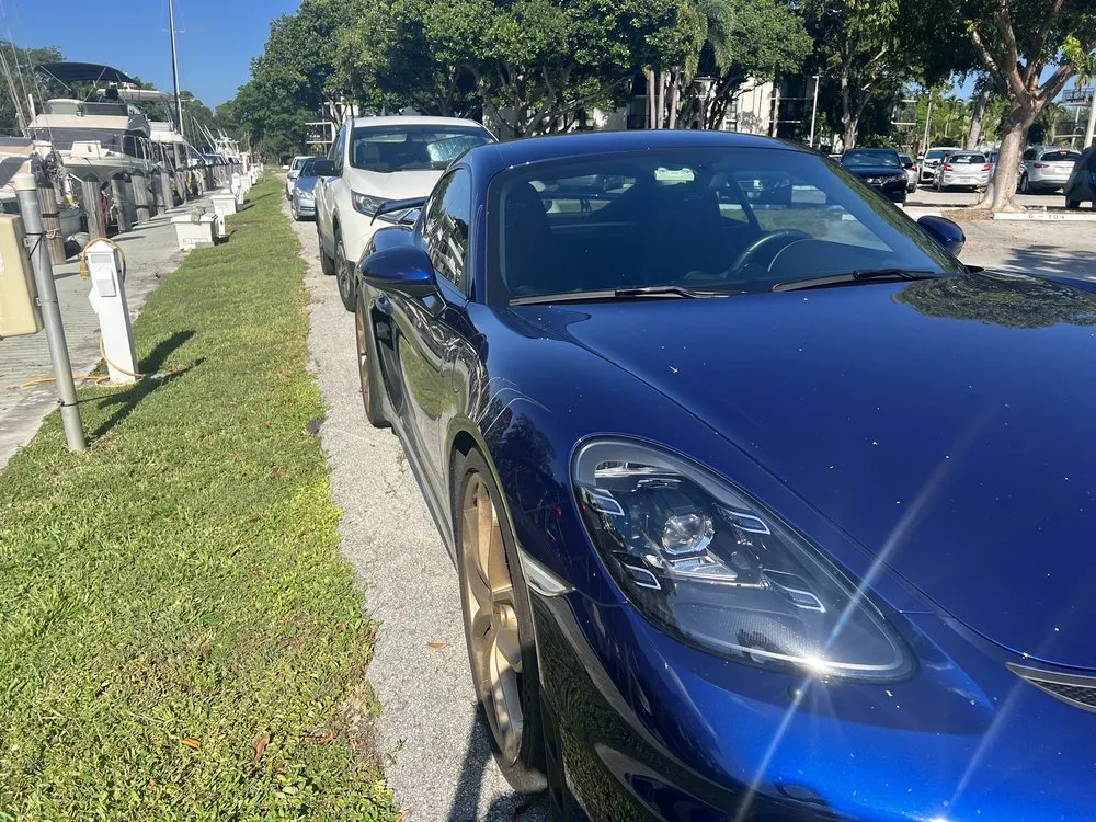 Local lawn care service in Fort Lauderdale, FL - Yellowstone Landscape