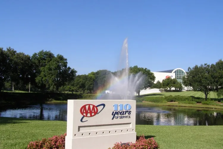 Top-rated yard maintenance in Houston, TX - Yellowstone Landscape