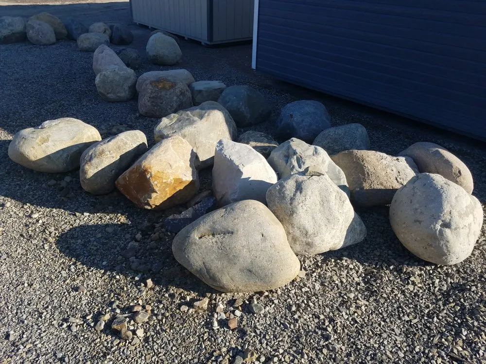 Top-rated outdoor landscaping in Wheeling, WV - Yensen Landscape Supply