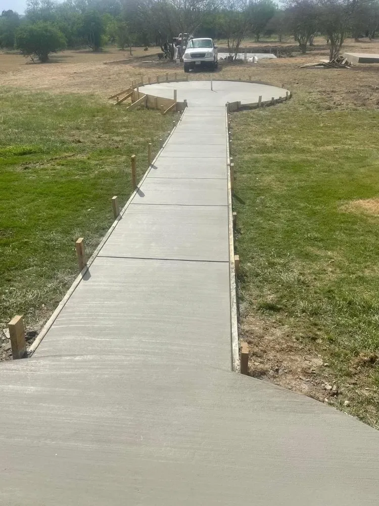 Custom yard maintenance for residential properties across San Antonio, TX - Yepez Yard Masters