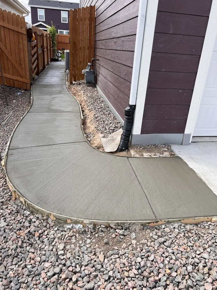 Local garden landscaping experts serving Fort Lupton, CO - Yeti Complete Services