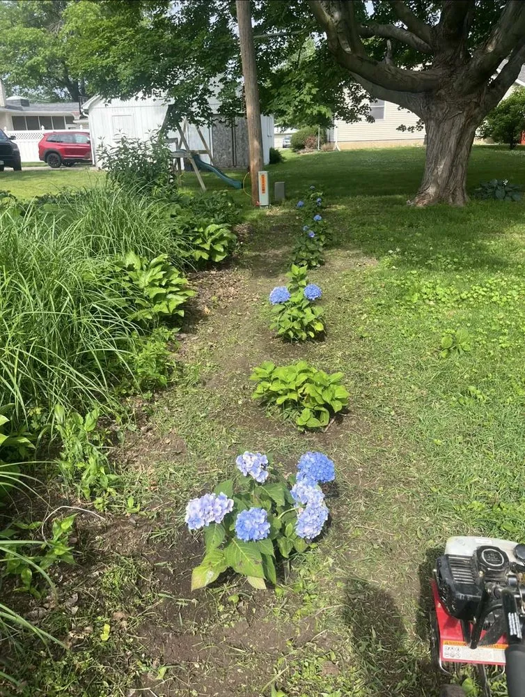 Custom yard maintenance in Geneseo, IL by Yoder Advance Landscaping
