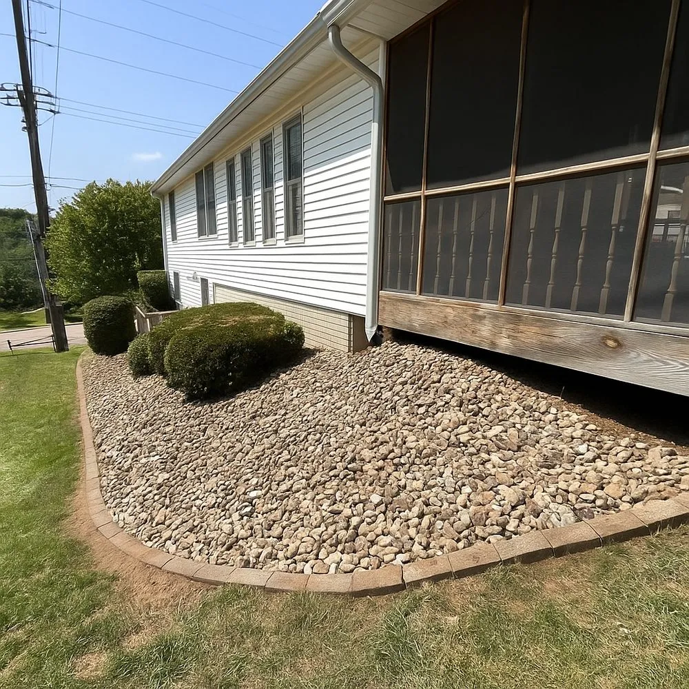 Custom residential landscaping in Geneseo, IL by Yoder Advance Landscaping