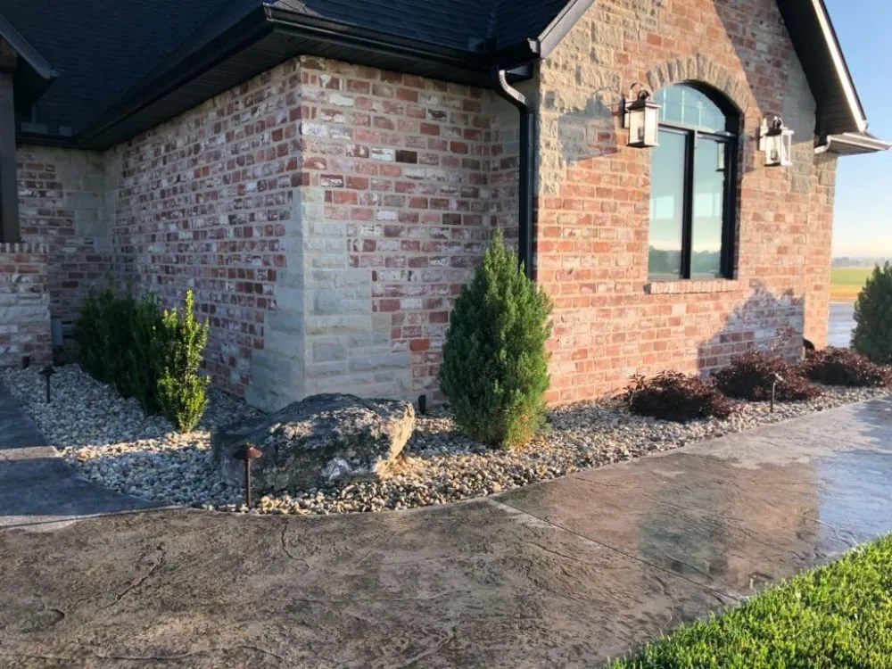 Top-rated lawn mowing service near you across Nixa, MO - Yoder Lawn