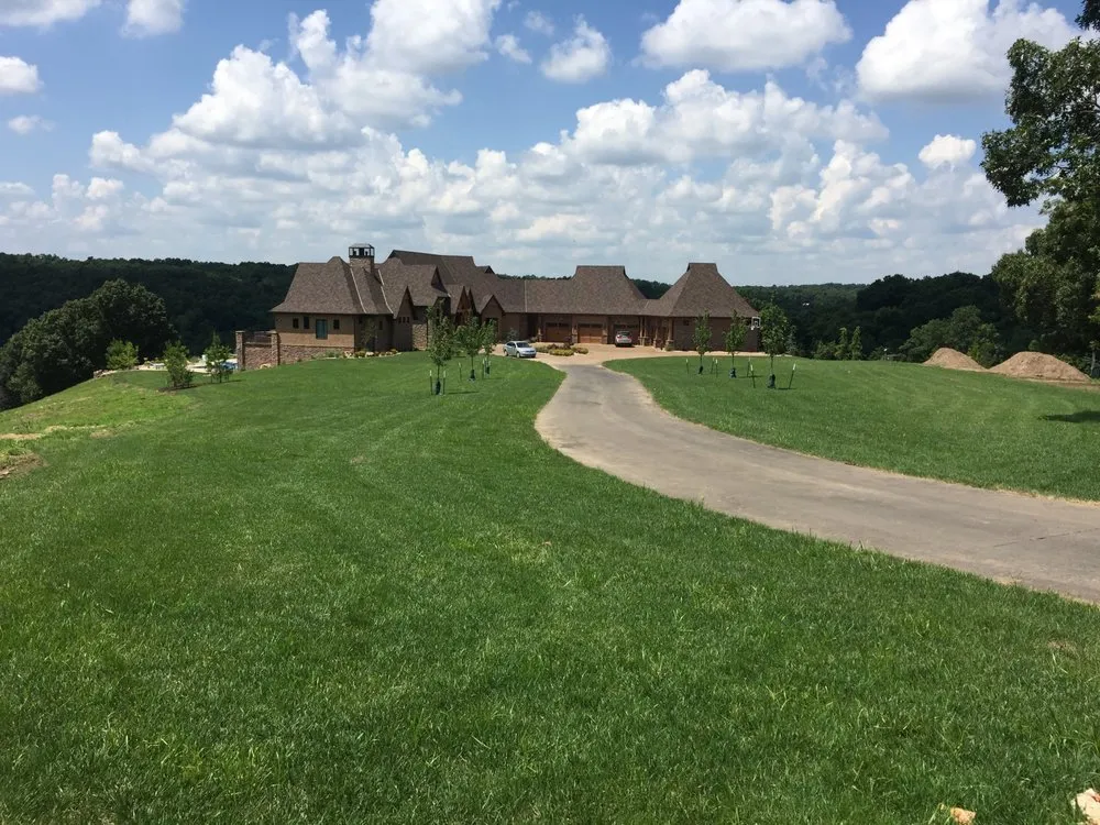 Professional landscaping services experts serving Nixa, MO - Yoder Lawn