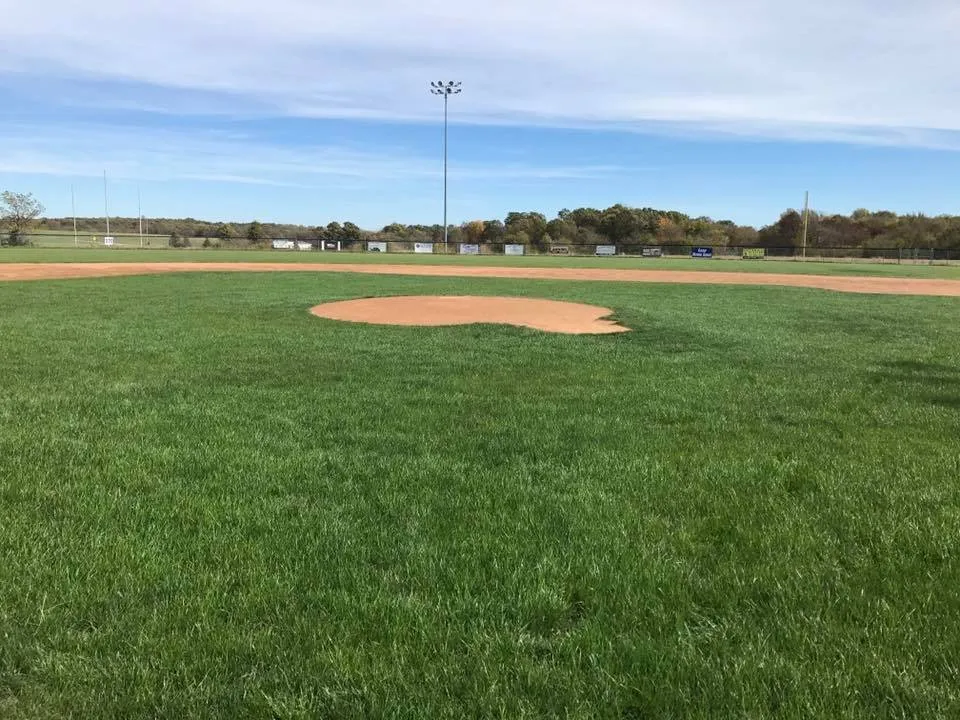 Expert yard maintenance with custom design in Nixa, MO by Yoder Lawn
