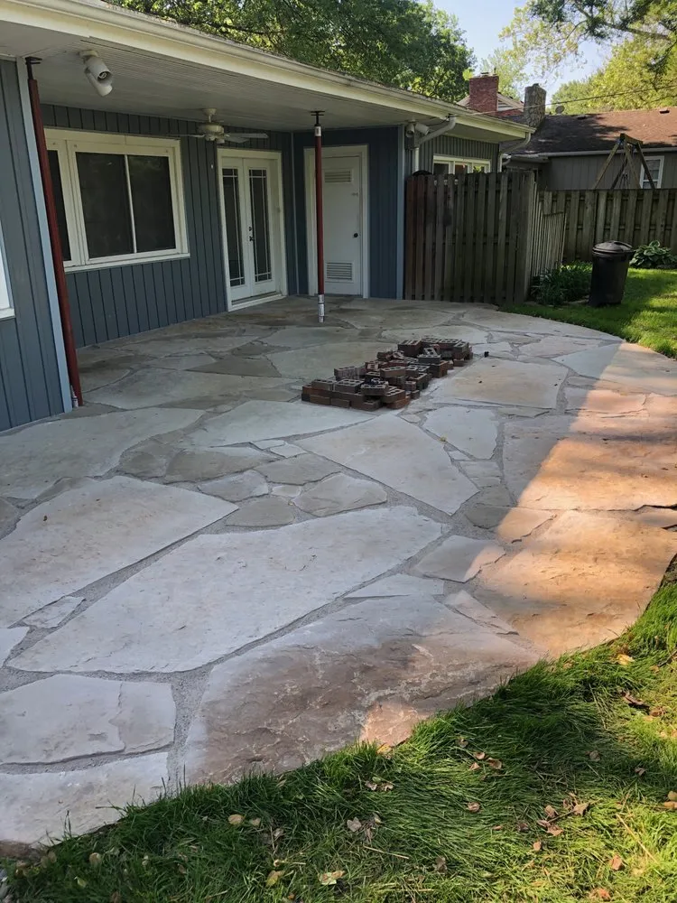 Trusted landscape installation experts serving Nixa, MO - Yoder Lawn