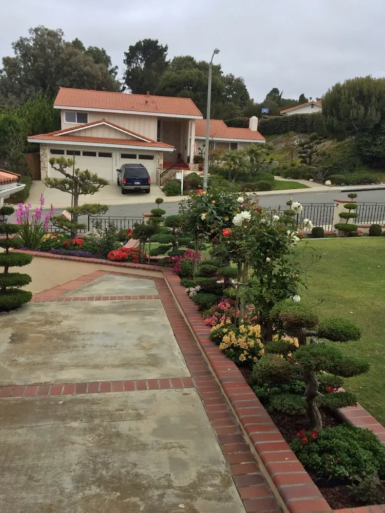 Affordable yard cleanup service for beautiful yards across Torrance, CA - Yoon's Landscaping and Gardening Service