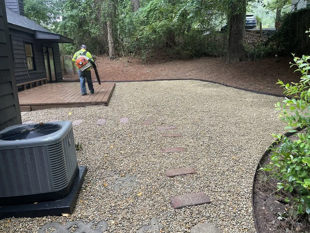 Expert garden landscaping experts serving Greenville, NC - Yorch laun care landscaping