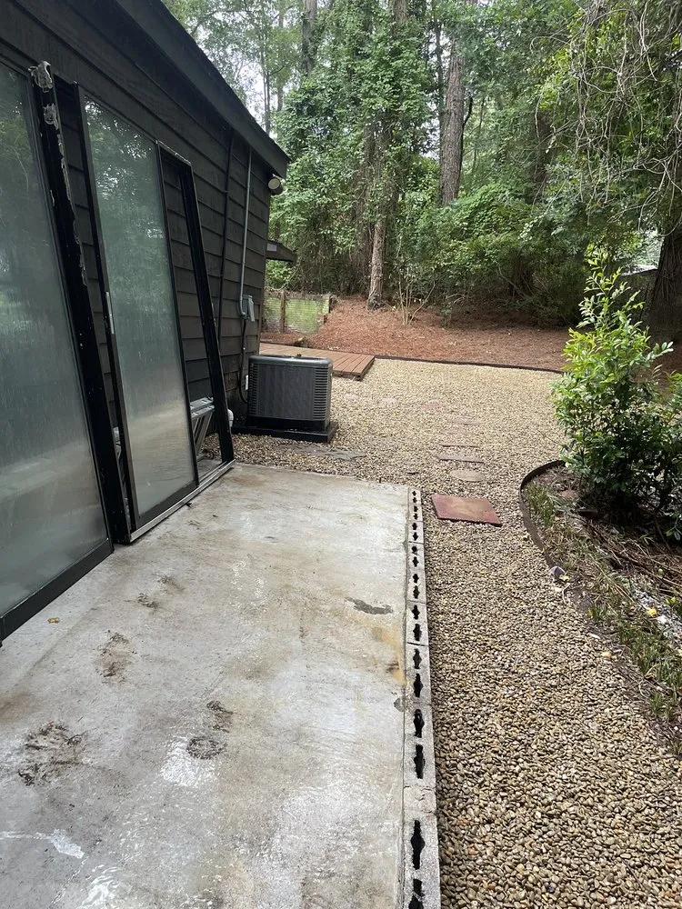 Custom lawn care service in Greenville, NC by Yorch laun care landscaping