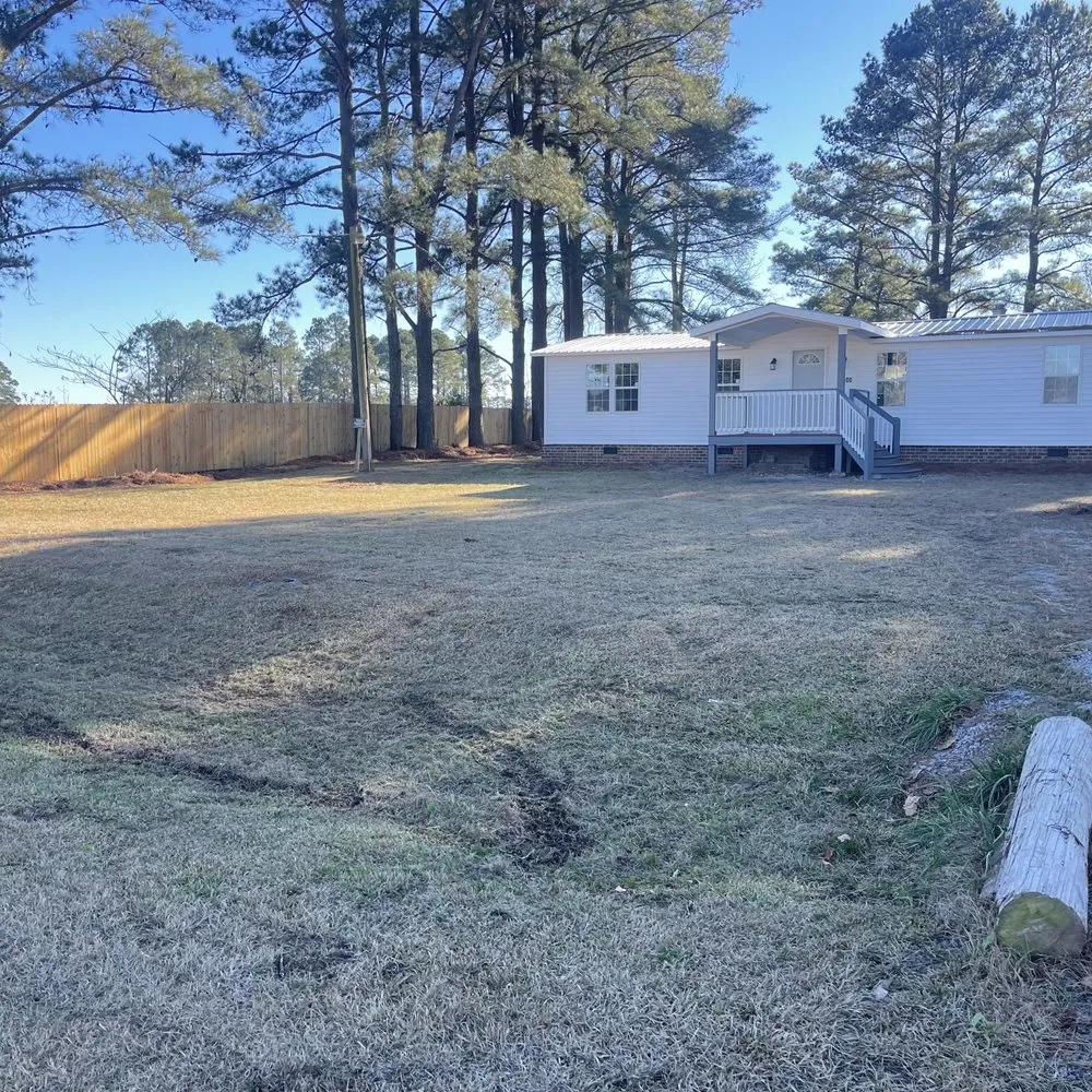 Reliable lawn care service experts serving Greenville, NC - Yorch laun care landscaping