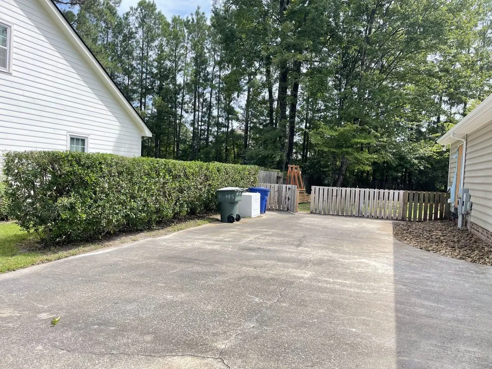 Reliable yard maintenance with custom design in Greenville, NC by Yorch laun care landscaping