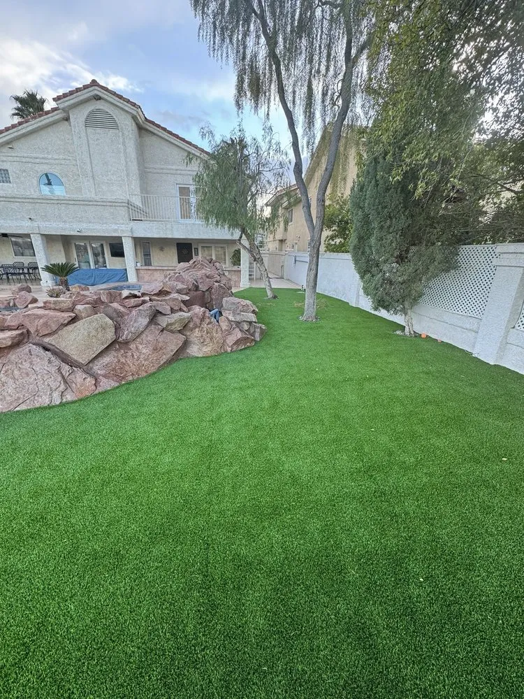 Custom lawn care service experts serving Las Vegas, NV - York Landscaping