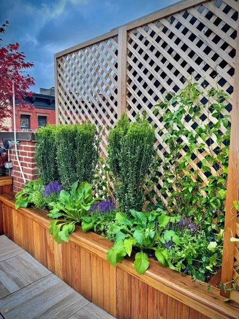 Trusted residential landscaping with custom design in Englewood, NJ by Yorkview Landscapes