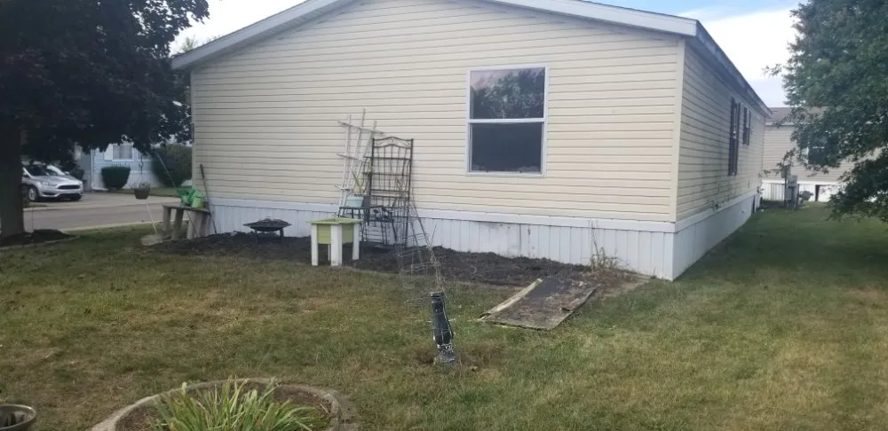 Local lawn mowing service for outdoor upgrades in Ypsilanti, MI by Yo's 2nd Pair of Handz