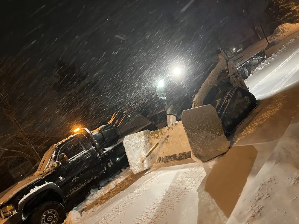 Custom outdoor landscaping in Whitehouse, OH by Yost Site Services