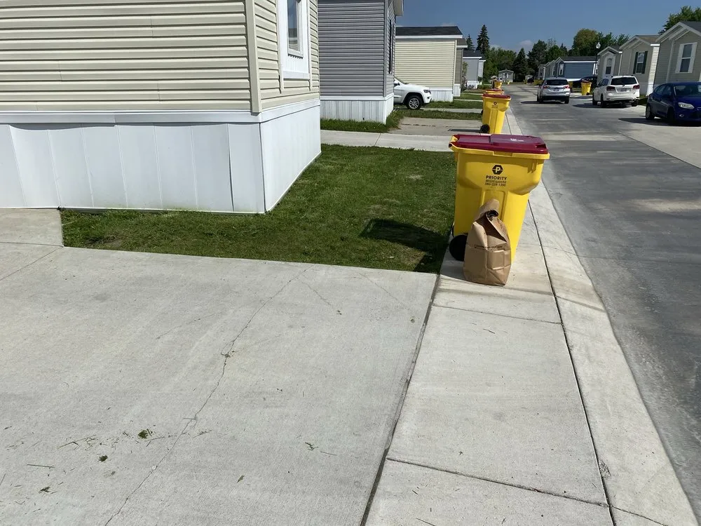 Professional garden landscaping experts serving Eastpointe, MI - You Call We Cut