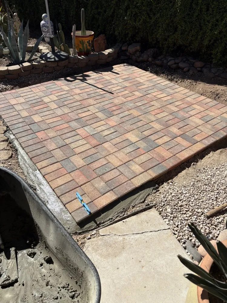 Custom outdoor landscaping in Tucson, AZ - You Got Benched