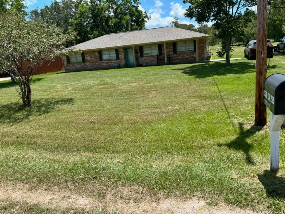 Affordable yard maintenance experts serving Bay City, TX - You Grow It I Mow It