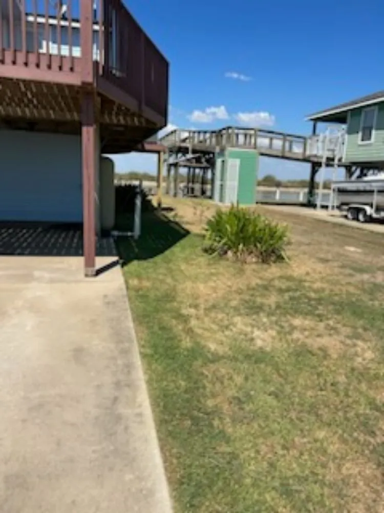 Local yard maintenance in Bay City, TX - You Grow It I Mow It