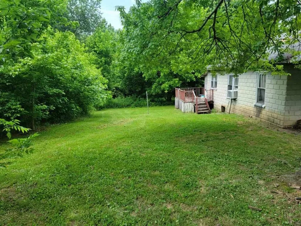 Top-rated lawn care service for homes in Fayetteville, TN by You Grow It We Mow It