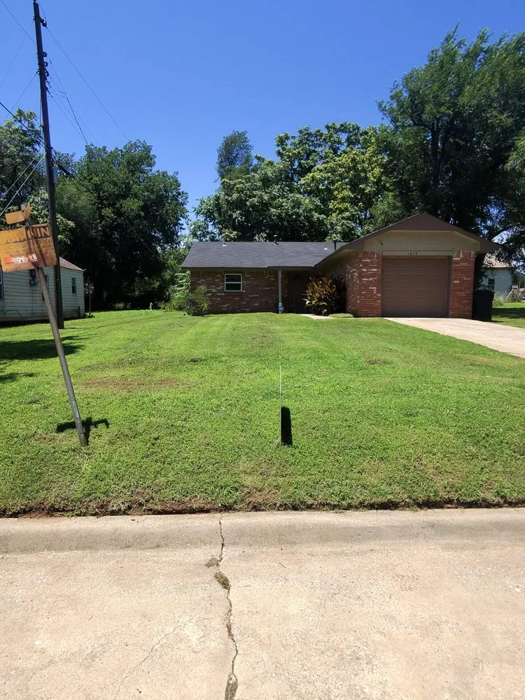 Trusted yard maintenance for homes in Oklahoma City, OK by You See It Lawn Service