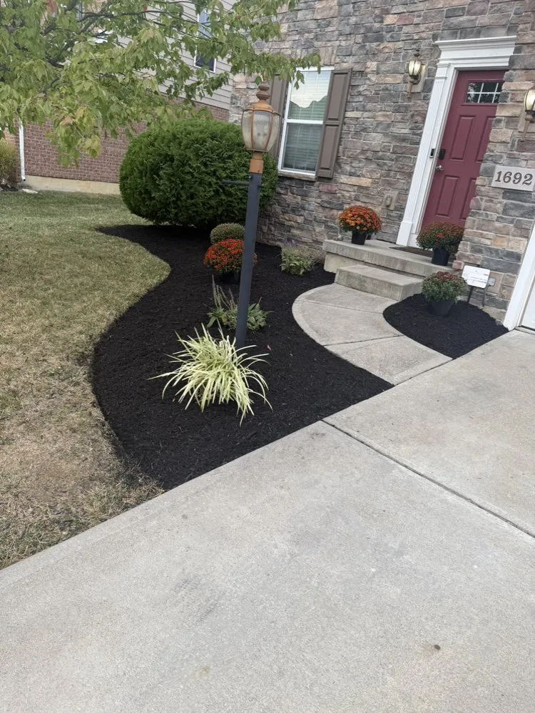 Top-rated yard cleanup service experts serving Centerville, OH - Youker Lawn & Landscape
