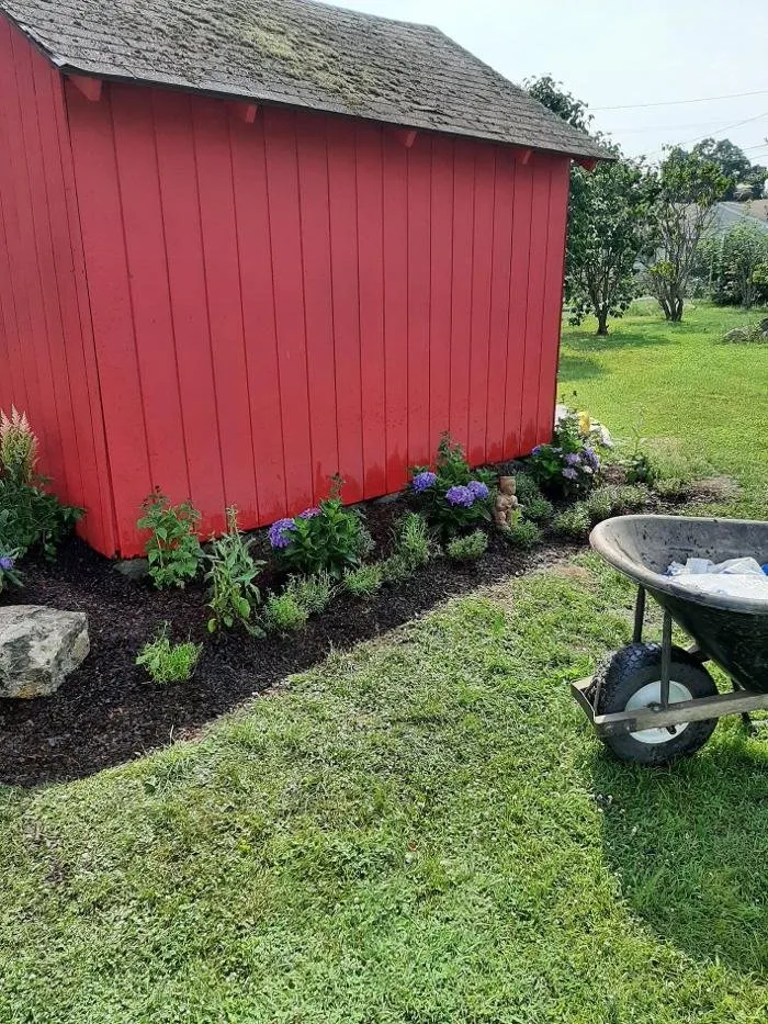 Trusted garden landscaping in Woodbury, CT - Young's At Three Rivers