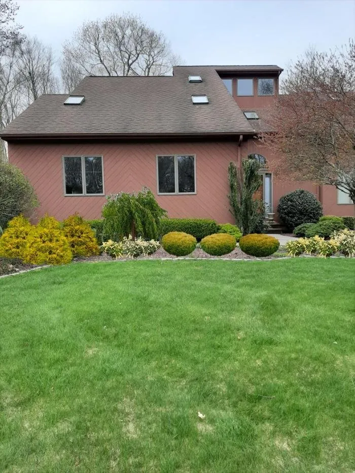 Trusted yard maintenance for homes in Woodbury, CT by Young's At Three Rivers