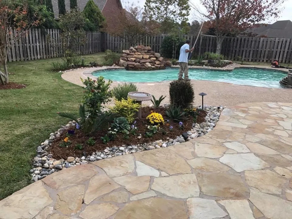 Professional lawn mowing service in Texarkana, TX - Young's Outdoor Solutions