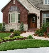 Top-rated yard maintenance experts serving Pratt, KS - Younie Lawnscapes
