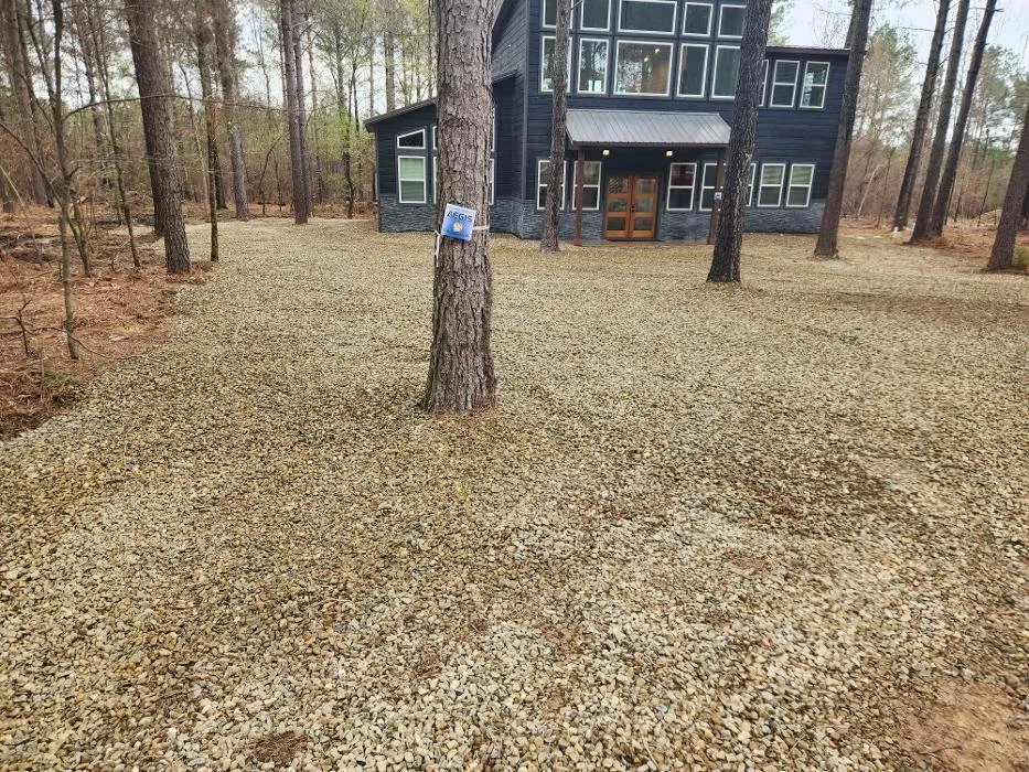 Trusted lawn care service in Broken Bow, OK - Younts Universal Services