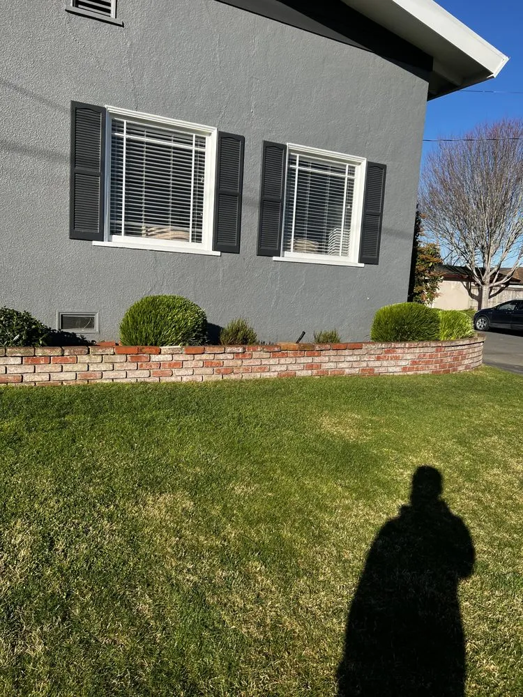 Reliable lawn care service for residential properties across Eureka, CA - Your Humboldt Mower