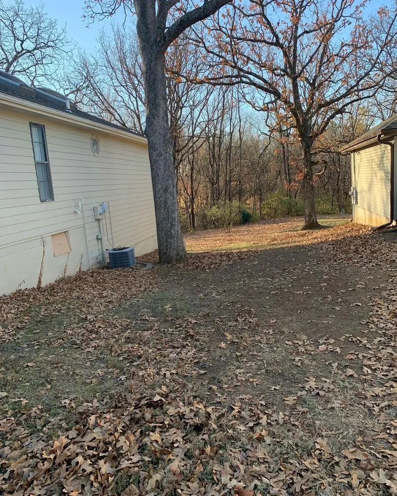 Affordable outdoor landscaping in Nevada, MO - Your Lawn Barber