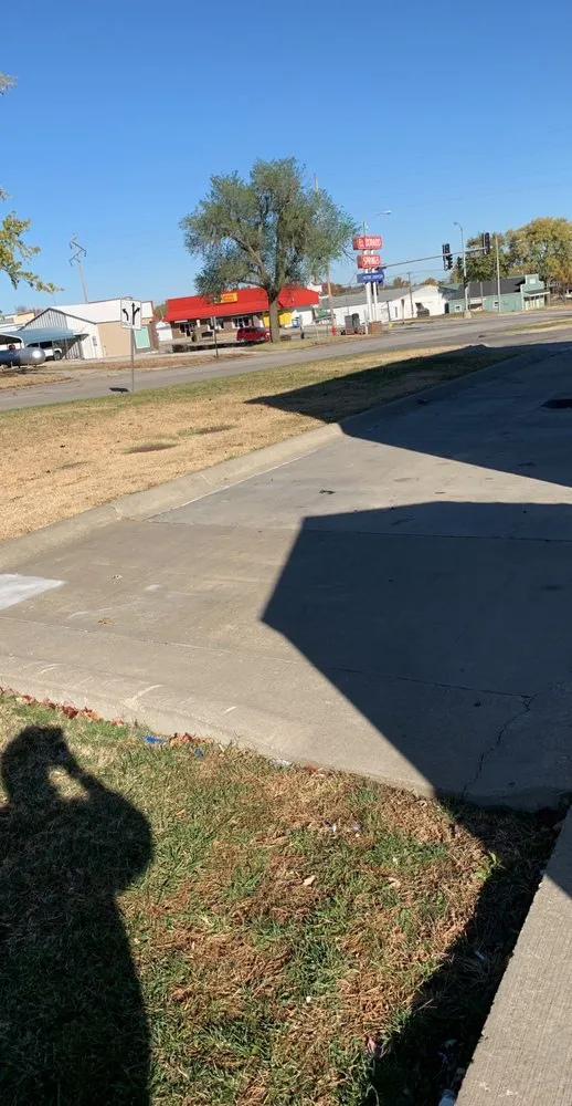 Top-rated landscaping services in Nevada, MO by Your Lawn Barber