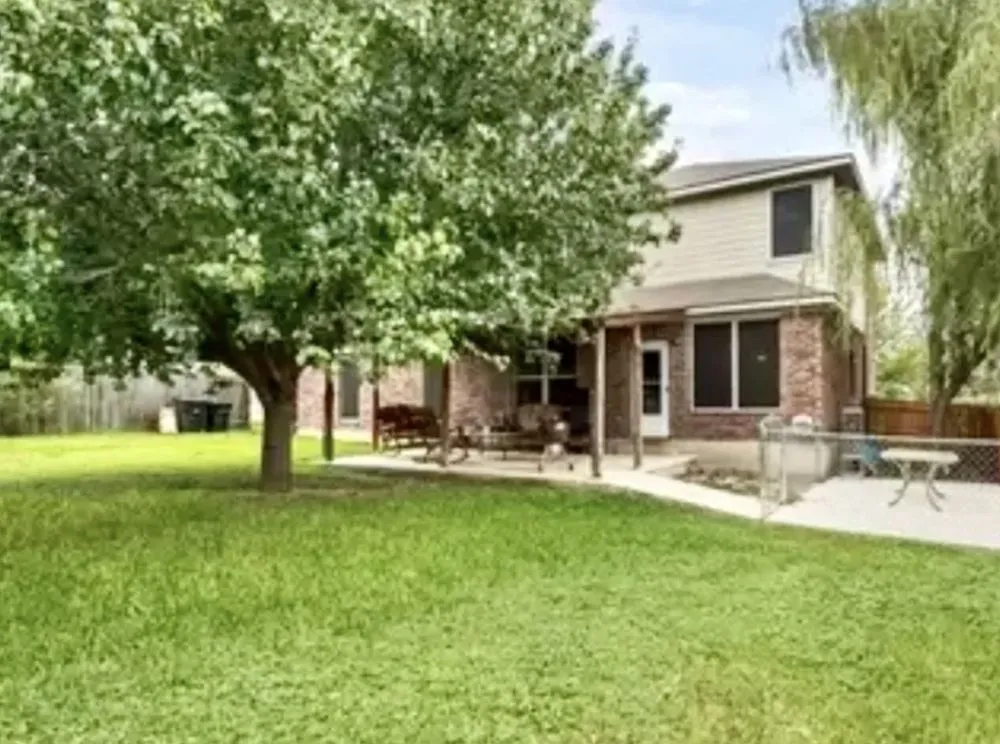 Affordable landscape design in New Braunfels, TX by Your Lawn Dude by Legacy Lawn