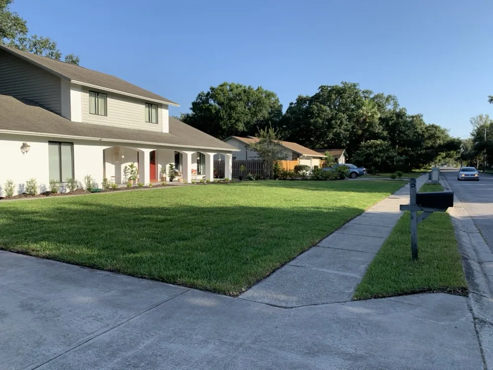 Affordable lawn mowing service in Temple Terrace, FL - Your Lawn Escape