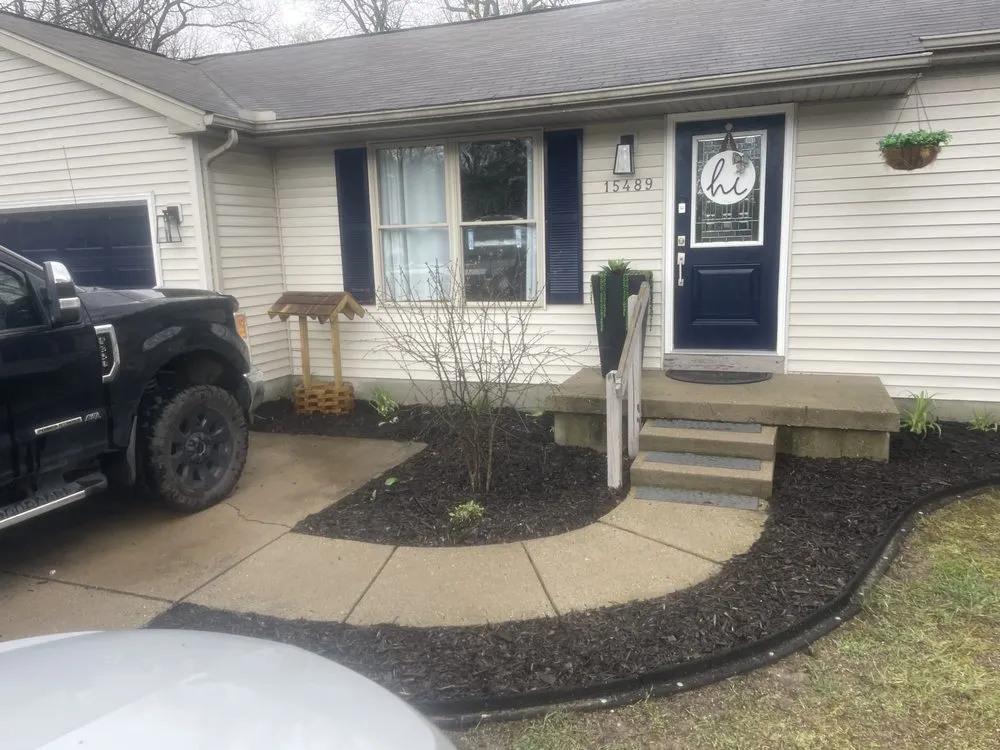 Custom lawn care service experts serving Lansing, MI - Your Lawn Guy