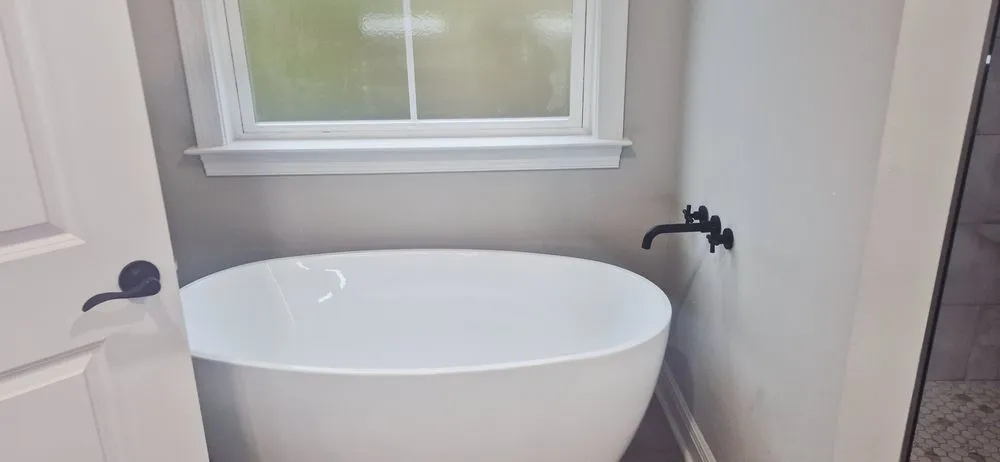 Affordable yard maintenance in Tallahassee, FL by Your Maid Cinnie