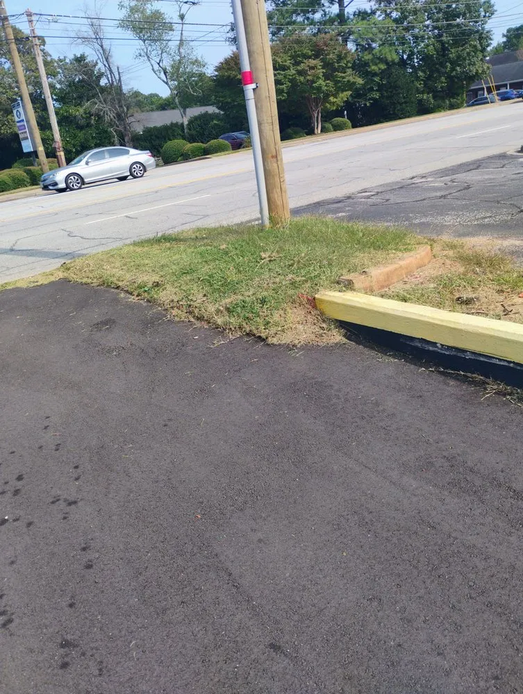 Affordable residential landscaping in Spartanburg, SC - Your Miracle Lawn Service