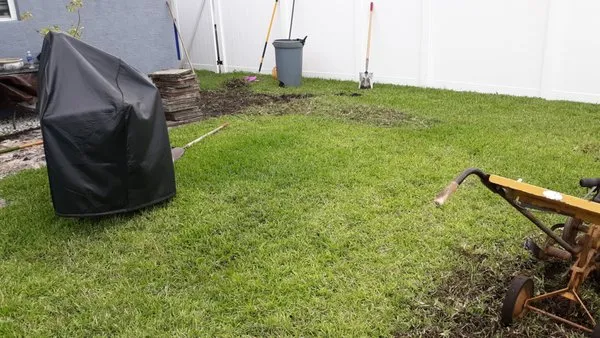 Your Neighborhood Lawn Guy Logo